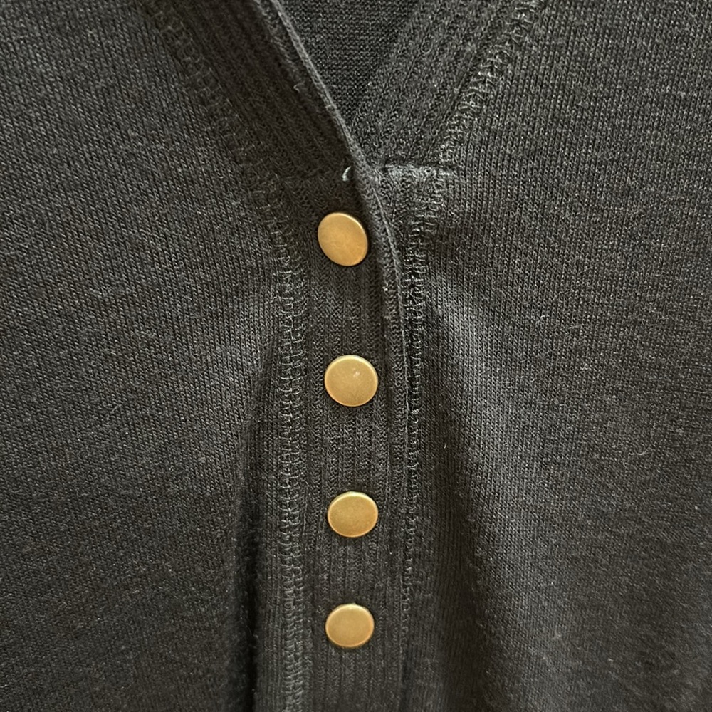 Black Sweater - Picture 3 of 3